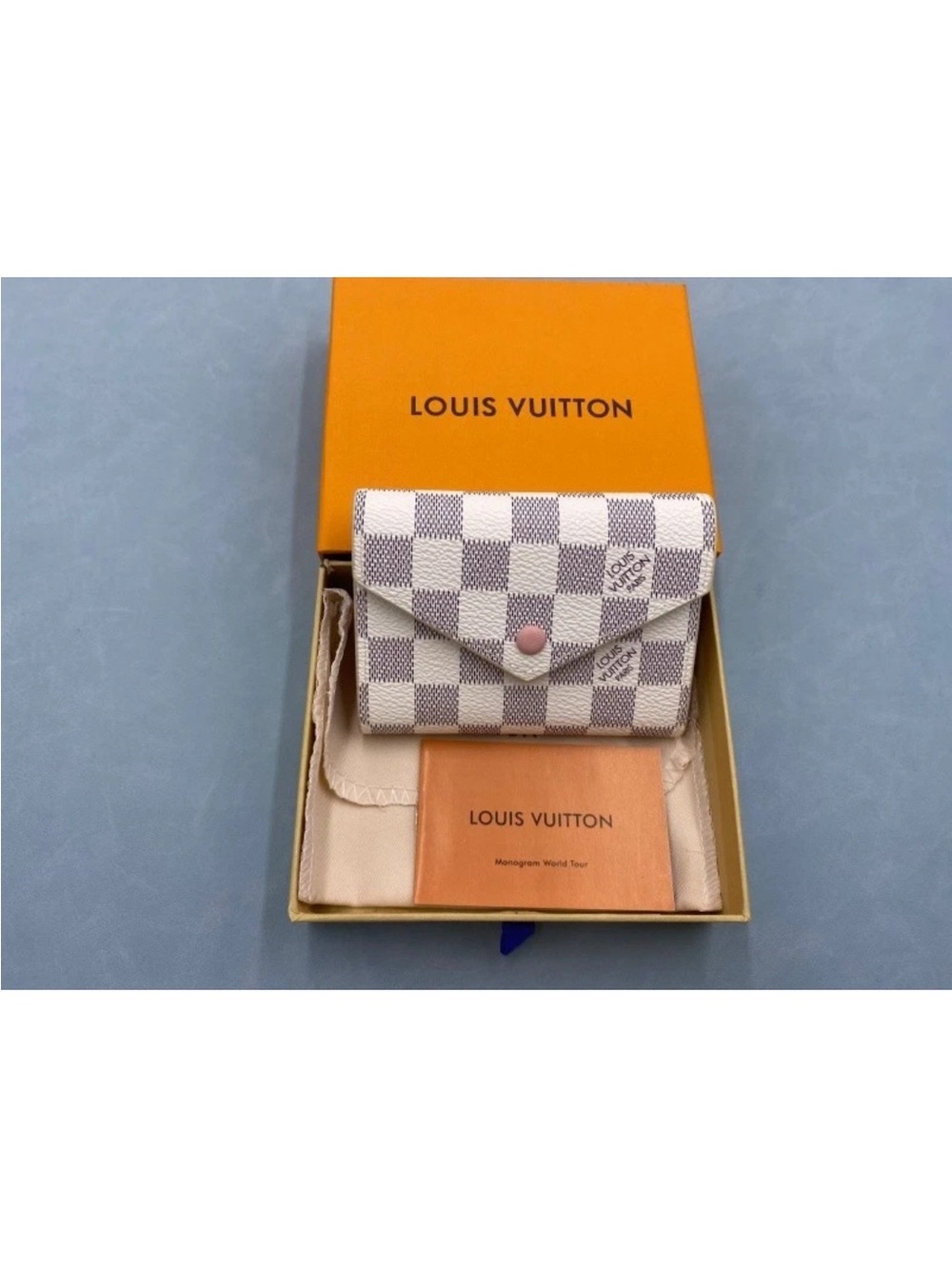 Louis Vuitton Victorine Compact Wallet Damier Azur Rose Ballerine pink.